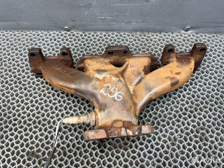 Коллектор выпускной Chrysler Voyager 4 2.4 EDZ