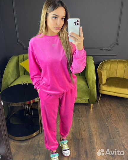 Костюм спортивный женский