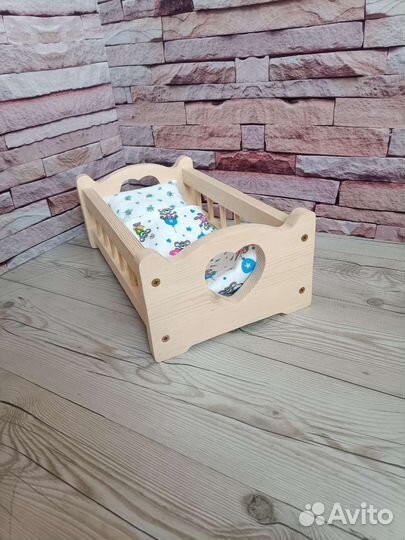 Кроватка для кукол
