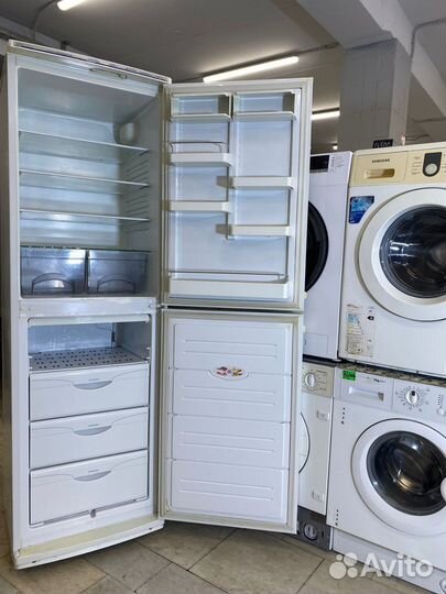 Холодильник двухкамерный