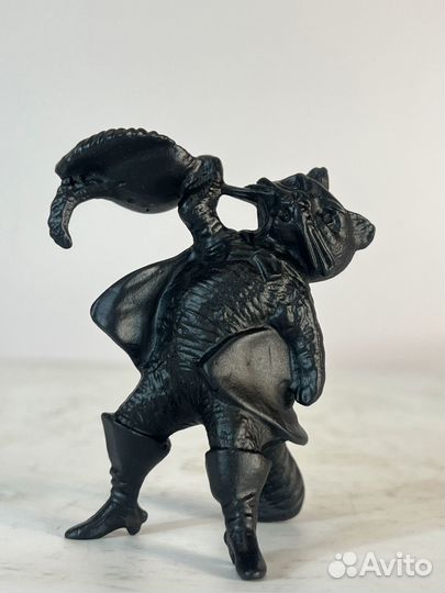 Подсвечник Кот. Каслинское литье. Касли. С иголкой
