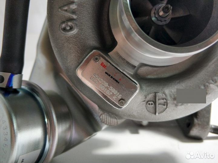 Турбина Musso ом661LA 4542205001S Новая