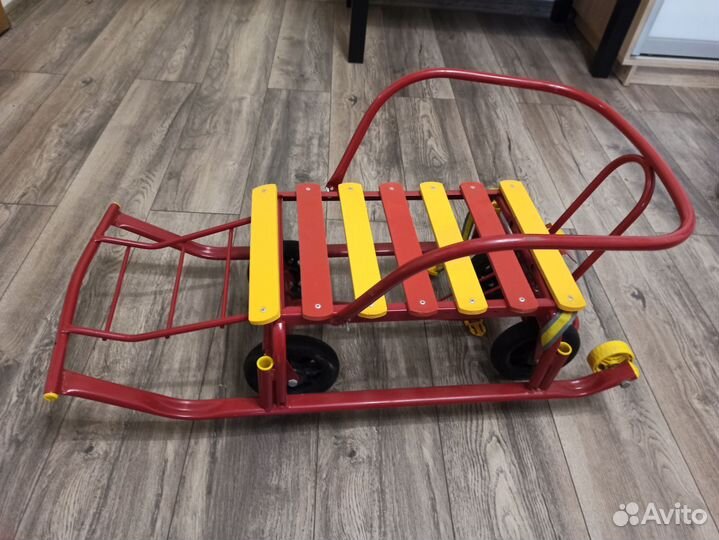Детские санки с колесами
