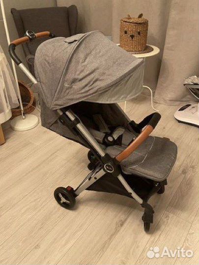 Коляска для путешествий