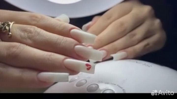 Мастер маникюра и педикюра