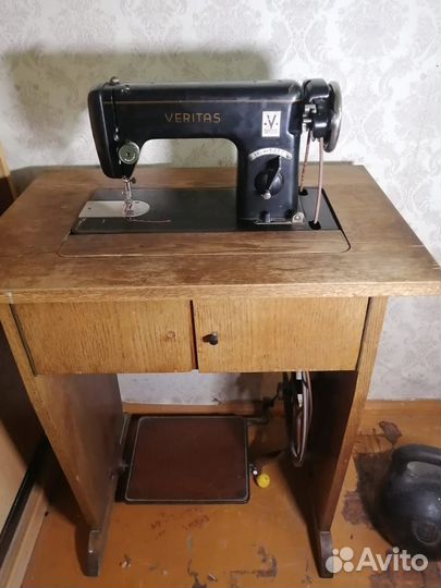 Швейная машина Veritas