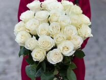 Шикарный букет из 25 белых роз