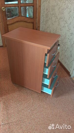 Тумбочка офисная с ящиками