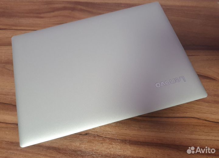 Ноутбук lenovo