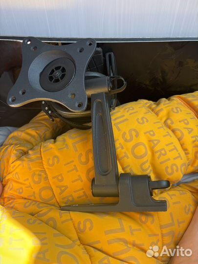 Кронштейн для телевизора