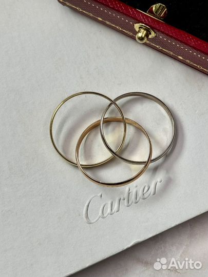 Кольцо Cartier Trinity