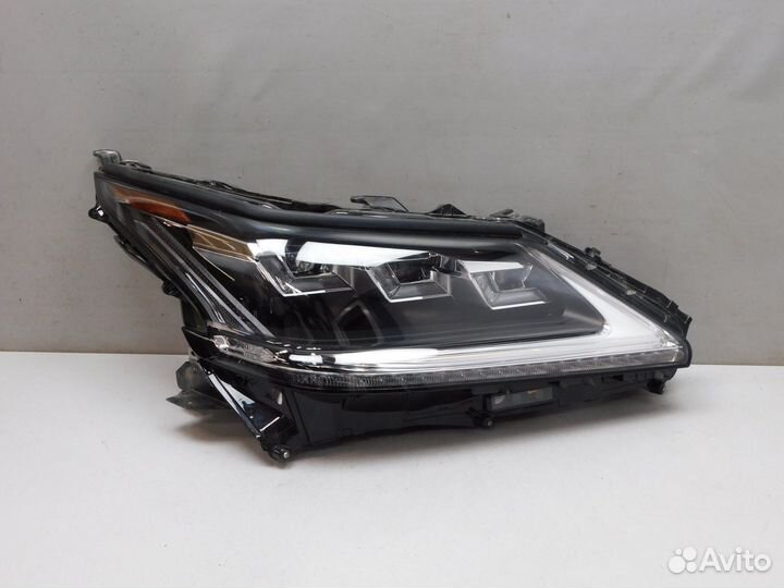 Фара правая Lexus LX570