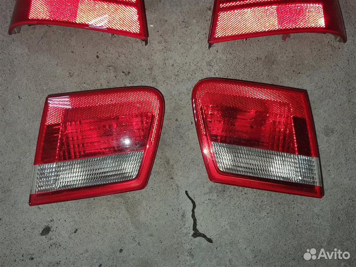 Фонари задние комплект BMW E46