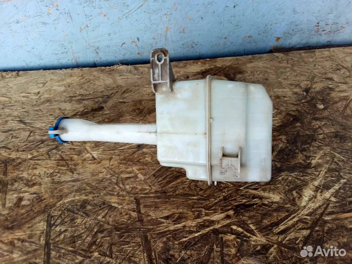 Бачок омывателя Hyundai Elantra3XD