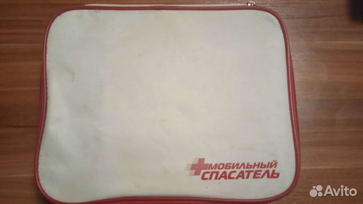 Медицинский аппарат мобильный спасатель