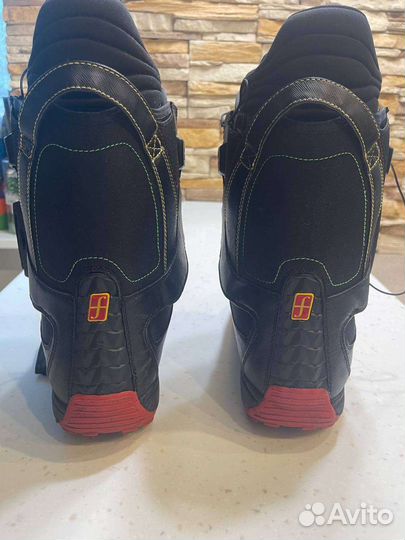 Сноубордические ботинки Forum Kicker 40