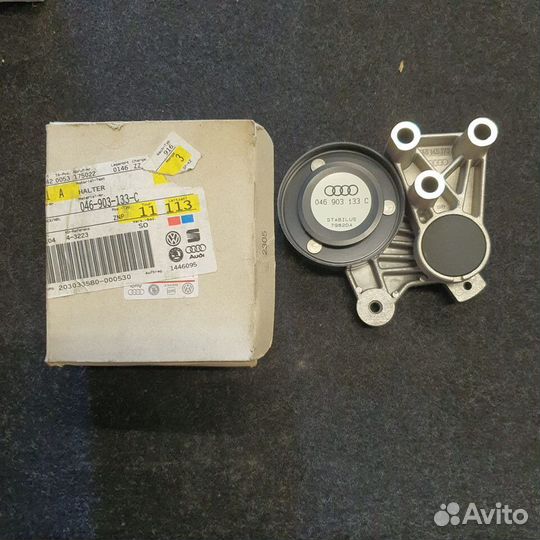 Натяжитель Audi A6 2.5 TDI 94) 97