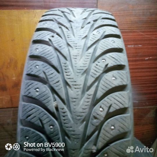 Yokohama IceGuard Stud IG65 225/70 R16