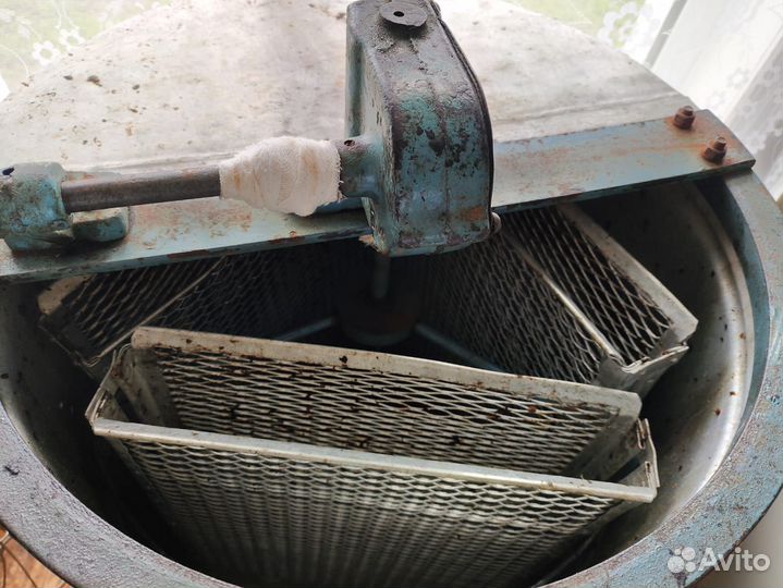 Медогонка 3х рамочная