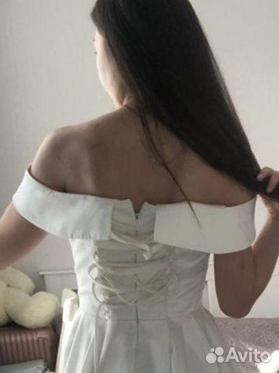 Свадебное платье минимализм