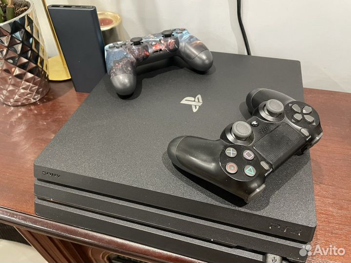 Sony PS4 pro 1tb c играми