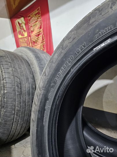 Bridgestone Dueler H/L 235/55 R20 102V