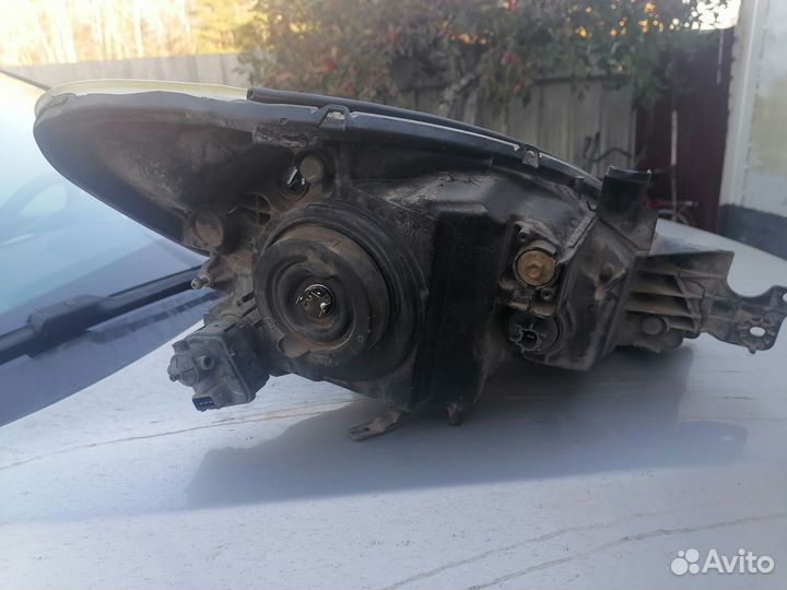 Фара левая на mitsubishi lancer 9