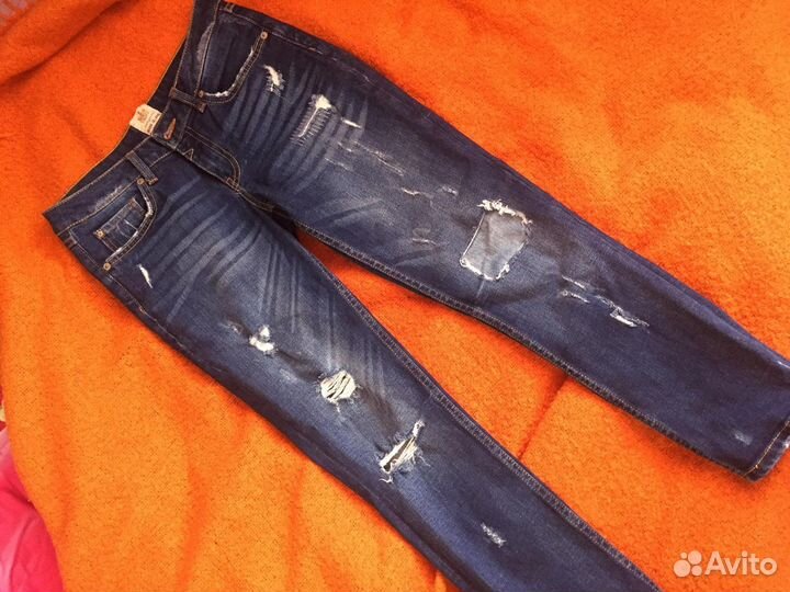 Джинсы женские