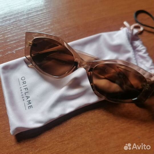 Солнцезащитные очки женские