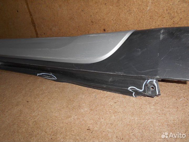 Накладка порога правая Suzuki SX4 с 2013 года