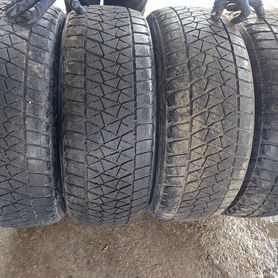 Bridgestone Blizzak DM-V2 235/55 R20