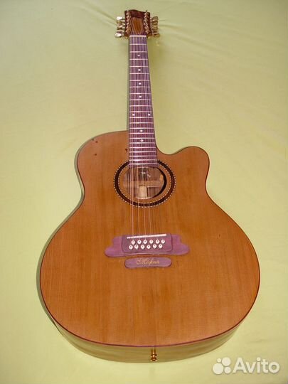 Мастеровая 12 - струнная гитара