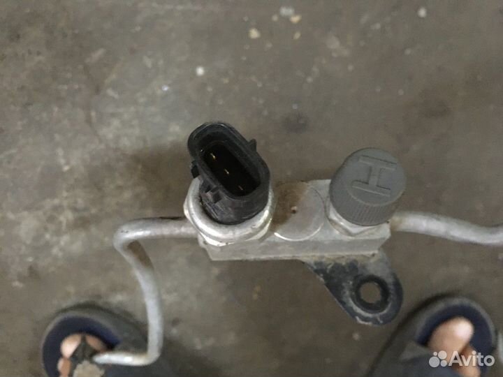 Трубка кондиционера (Toyota Corolla)