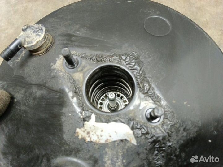 Вакуумный усилитель тормозов Mitsubishi Outlander