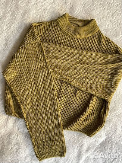 Свитер женский
