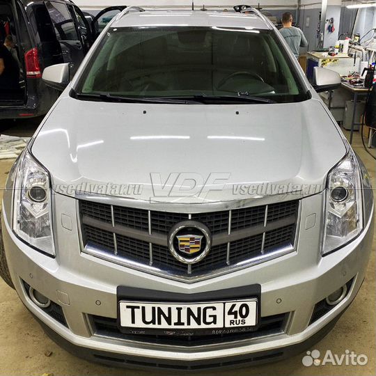 Стекло для фары Cadillac SRX 2 (2009-2017) Правое