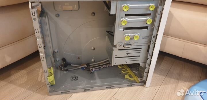 IN WIN Z612-Allure со стразиками