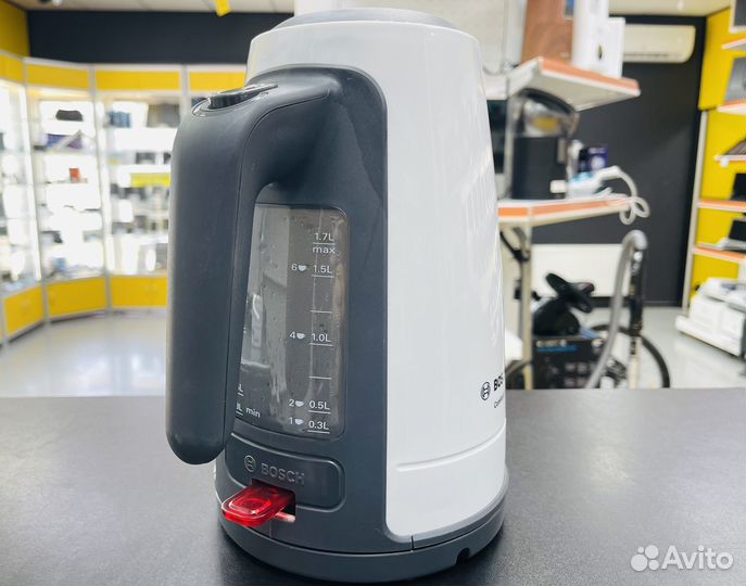 Электрочайник Bosch TWK6A011 1.7л. / 2.4кВт