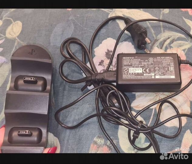 Зарядная станция Sony для 2-х DualShock 4