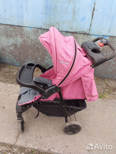 Прогулочная коляска rich family