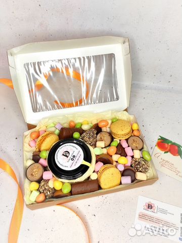 Подарочный набор с медом, шоколадом и зефиром