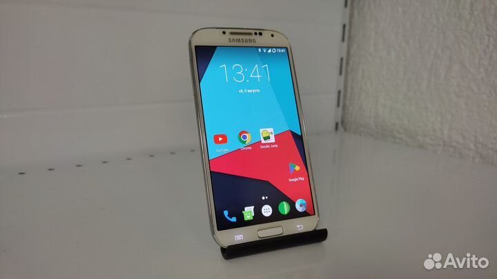 Samsung S4 (i9500) 16/2 гб, Android 7.1 + комплект