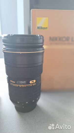 Объектив Nikon Nikkor AF-S 24-70mm f/2.8G ED