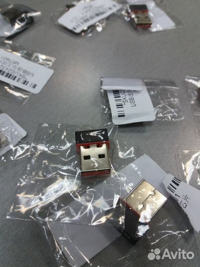 USB приёмник Wi-Fi 802.11 N с красной полосой