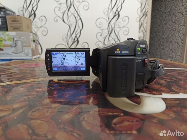 Видеокамера Sony Hdr-hr200e