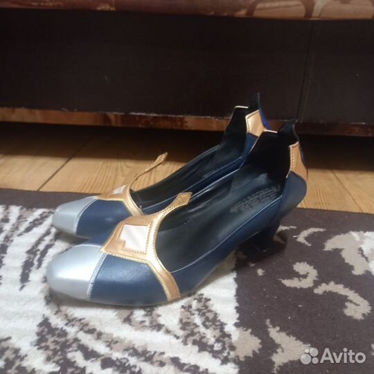 Обувь Е Лань