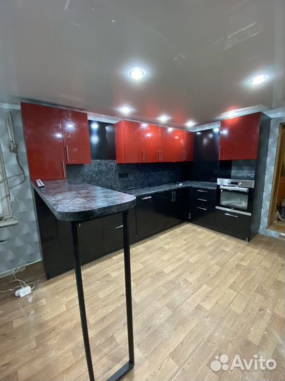 Кухонный гарнитур