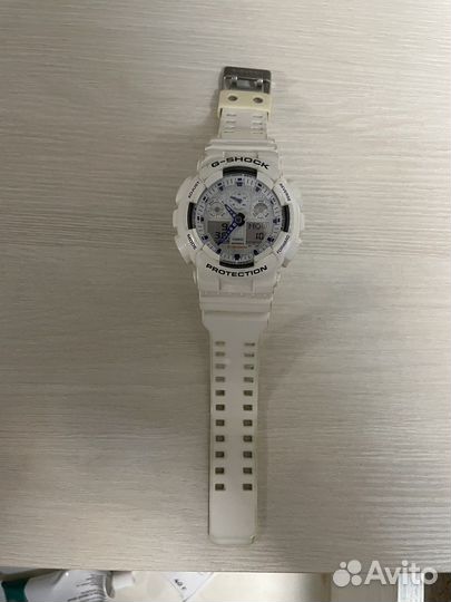 Casio g shock ga-100a