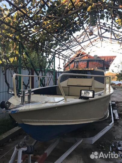 Продаю катер