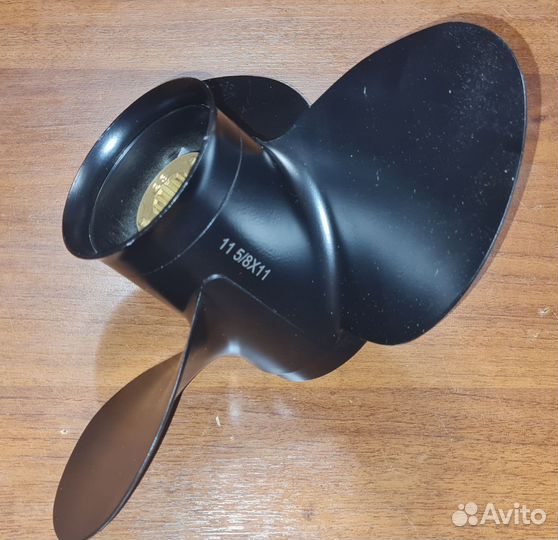 Винт Mercury 25-70 (3x11-5/8x11)